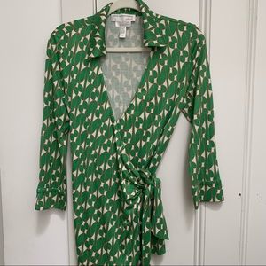 DIANE VON FURSTENBURG wrap blouse